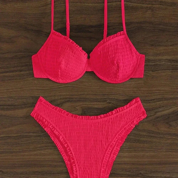 Hot Pink Women's Beach Bikini Set With U-Shaped Underwire - Picture 5 of 5